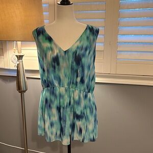 Ellen Tracy Teal, Green, and White Sleeveless Top/blouse